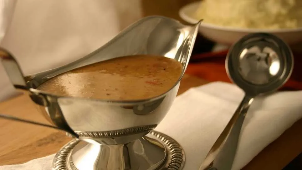 How to Make Gravy: The Ultimate Guide