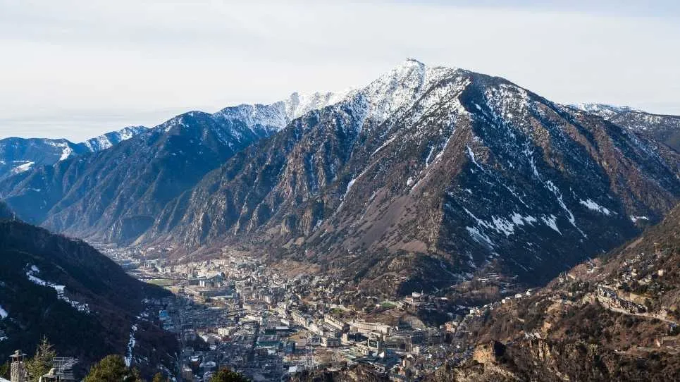 ¿Qué se necesita para vivir en Andorra?